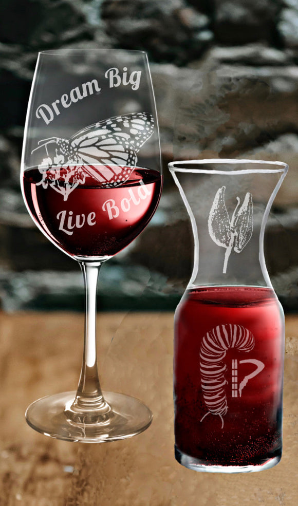 Monarch Butterfly Wine Glass Set: the royal way to give pleasure
