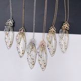 Fairy Clear Resin Butterfly Necklaces for Women Charm Gold Color Metal Rhinestones Flake Transprent Choker Pendant Cnecklace