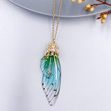 Fairy Clear Resin Butterfly Necklaces for Women Charm Gold Color Metal Rhinestones Flake Transprent Choker Pendant Cnecklace