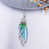 Fairy Clear Resin Butterfly Necklaces for Women Charm Gold Color Metal Rhinestones Flake Transprent Choker Pendant Cnecklace